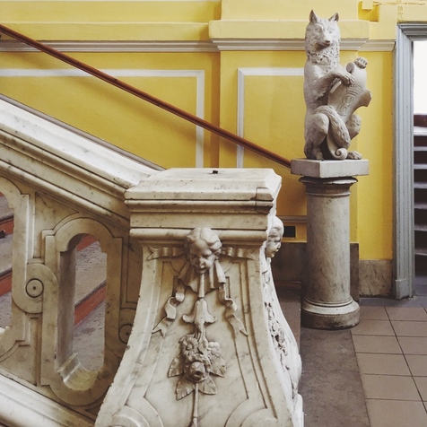 10 самых красивых парадных Петербурга